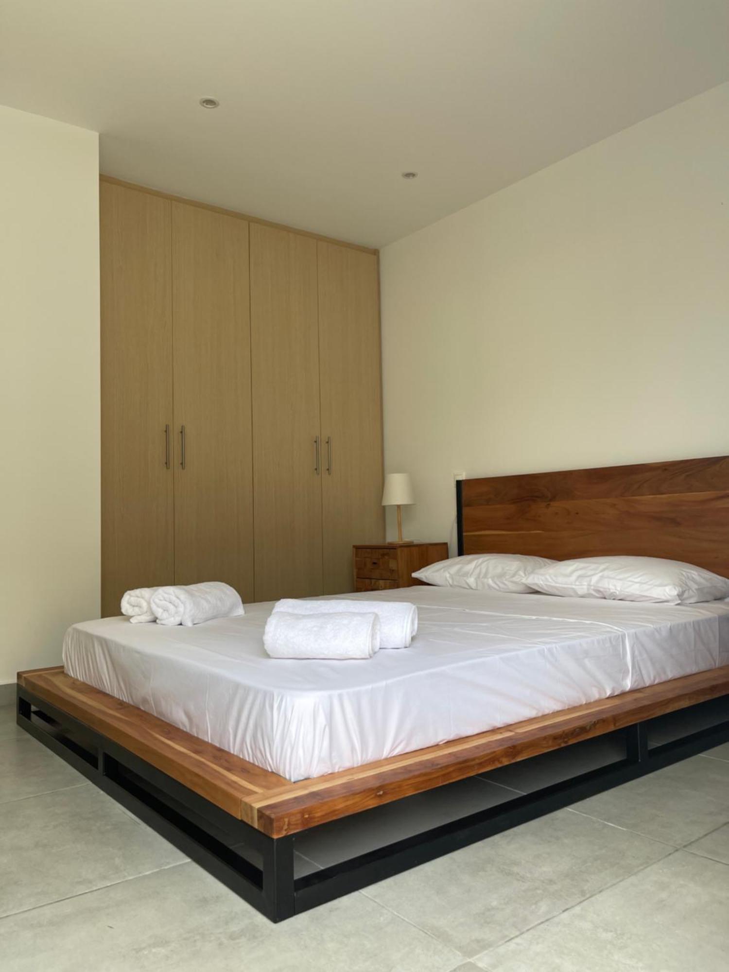 Athenian Modern 2Bd Apt Next To Metro And Archaeological Museum Kültér fotó
