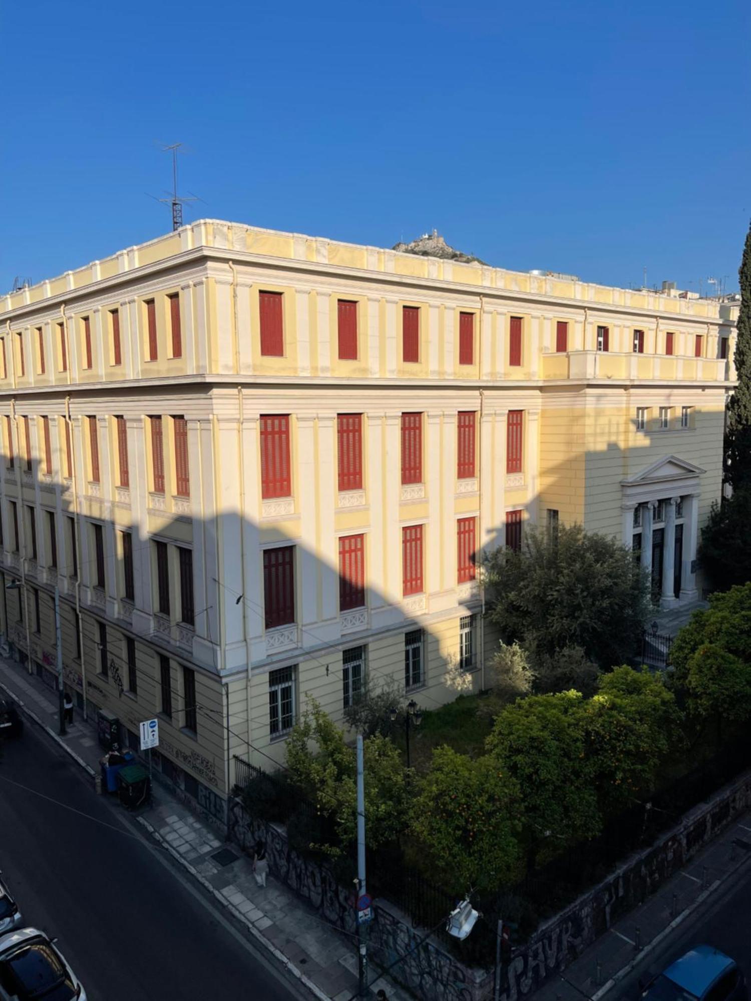 Athenian Modern 2Bd Apt Next To Metro And Archaeological Museum Kültér fotó