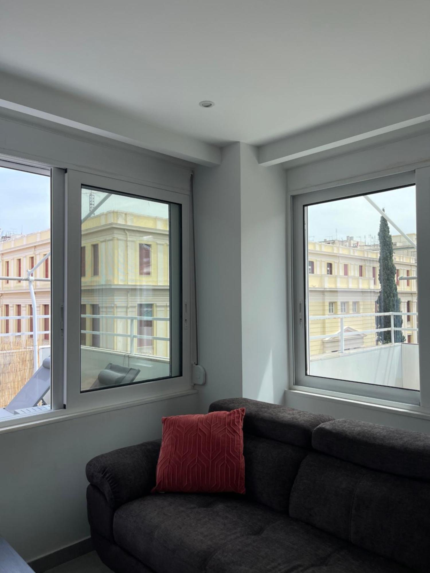 Athenian Modern 2Bd Apt Next To Metro And Archaeological Museum Kültér fotó